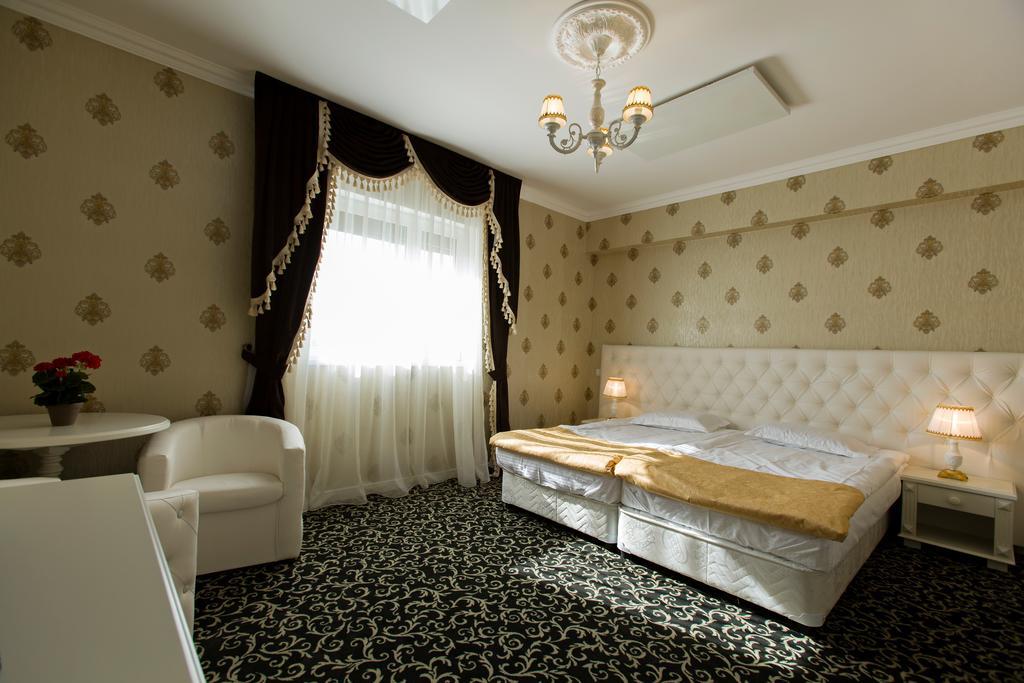 Conacul Din Ardeal Braşov Buitenkant foto